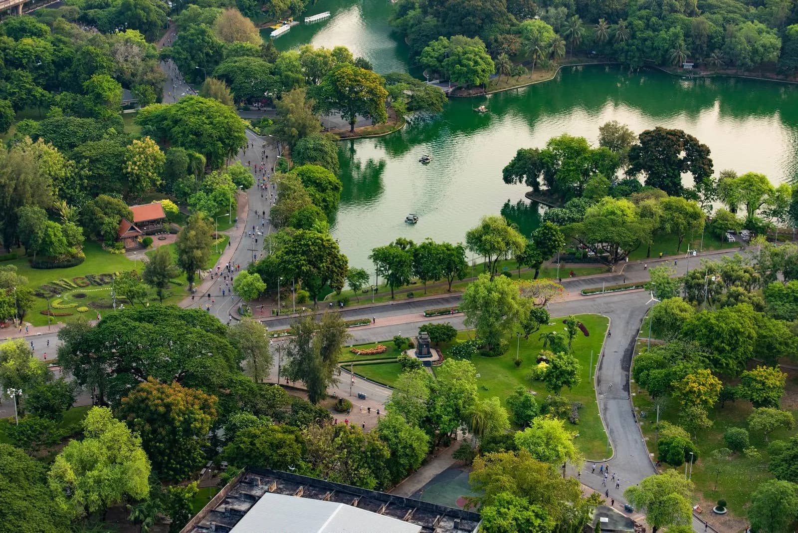 LUMPHINI PARK